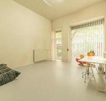 Premium Studio Living Space with Custom Interior Design - Berlin Friedrichshain-Kreuzberg