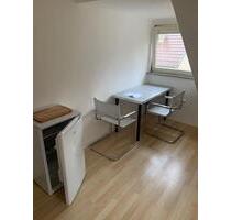 Pendlerzimmer - 330,00 EUR Kaltmiete, ca.  15,00 m² in Stuttgart (PLZ: 70599) Birkach