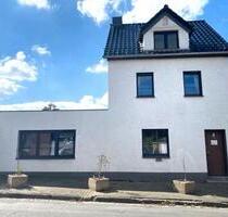 Einfamilienhaus - 620.000,00 EUR Kaufpreis, ca.  176,00 m² in Zülpich (PLZ: 53909)