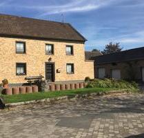 Haus mit 2 Wohnungen im Zentrum von 53819 NKS, provisionsfrei - Neunkirchen-Seelscheid