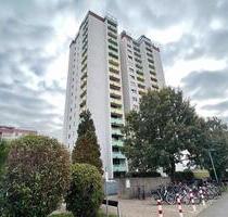 Renovierte 3-Zimmer-Komfort Whg mit zwei Balkonen, hervorragenden Ausblick in ruhiger Lage - Heddesheim