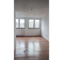 Dachgeschossw - 840,00 EUR Kaltmiete, in Gelsenkirchen (PLZ: 45881) Gelsenkirchen-Mitte