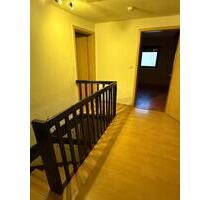 Schöne 2 Zimmer Wohnung OG Hunde ausdrücklich erwünscht ❗️ - Reichenberg