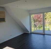 Geräumige, lichtdruchflutete Dachgeschosswohnung in ruhiger Lage - Wadern