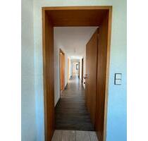 3 Zimmer Dachgeschoss Wohnung - 790,00&nbsp;EUR Kaltmiete, ca.&nbsp; 69,00&nbsp;m&sup2; in Gerolzhofen (PLZ: 97447)