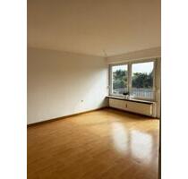 Attraktive, renovierte 3-Zimmer-Wohnung mit Balkon - Neuburg an der Donau