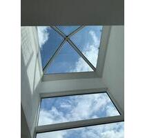 Helle großzügige 2 12 Zimmer Wohnung mit Einbauküche und Balkon - Nürtingen