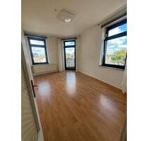 Helles Apartment mit kleinem Balkon mitten in Eilendorf ! - Aachen