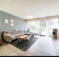 Wg Zimmer zu vermieten - 700,00 EUR Kaltmiete, ca.  90,00 m² in Köln (PLZ: 51149) Porz