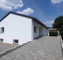 Große top moderne Wohnung im 2 FH zu vermieten - Homburg