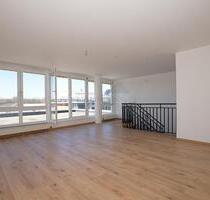 Maisonette-Wohnung mit Loggia und großer Dachterrasse !!! - Zwickau