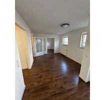 Moderne 2-Zimmer-Wohnung in Weinstadt mit Balkon