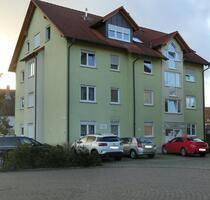 Attraktive 2,5-Zimmer-DG-Wohnung mit Balkon in Erlenbach a. Main - Erlenbach am Main