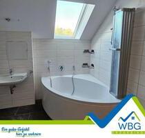 Großzügige und taghelle Dachgeschosswohnung mit modernem Bad in Gornsdorf!