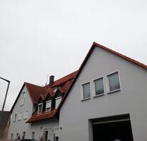 Ansprechende 4 Zimmer Wohnung Rednitzhembach - Schwabach