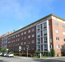 Ihre neue Wohnung: Modernisierte 2,5-Zimmer-Wohnung - Kiel Blücherplatz