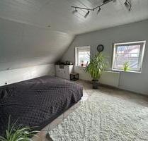 Helle 80qm Dachgeschosswohnung in ruhiger Lage in Ochtendung