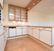 Wohnen im Herzen von Friesoythe - Dachgeschosswohnung mit Einbauküche und Balkon