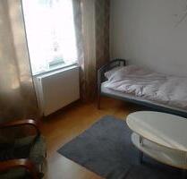 Zwei Zimmer davon nur eins in eine WG alles inklusive Marklkofen