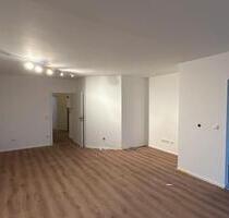 Renovierte 3 Zi. Whg. Kelheim Stadt, Küche, Balkon zu vermieten - Siegenburg