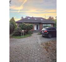 Haus auf großem Grundstück - 320.000,00 EUR Kaufpreis, in Kremperheide (PLZ: 25569)