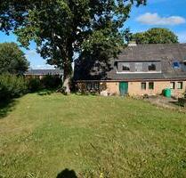Haus mit 3 Wohnungen - 300.000,00 EUR Kaufpreis, in Jörl (PLZ: 24992)