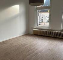 100qm Oberwohnung in Leer, Mühlenstraße 900€ Kaltmiete - Leer (Ostfriesland)