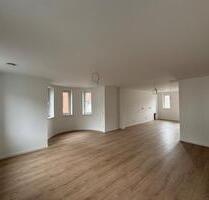 Renovierte Hochparterrewohnung im Zentrum von Altenbeken
