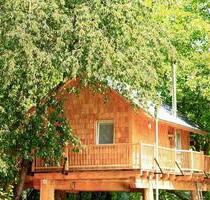 Ferienhaus Baumhaus für 4 Pers. mit Sauna, Hottub. Kamin - Zernien