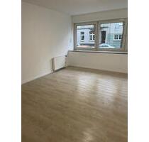 ### FRISCH RENOVIERTEKERNSANIERTE 1,5-Zimmer Wohnung ### - Duisburg Mittelmeiderich