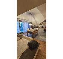 Gemütliche 3 Zimmer Wohnung mit Balkon und Blick über den Dächern - Kitzingen