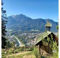 Zum Verkauf Zweifamilienhaus in bester Lage - Bayerisch Gmain