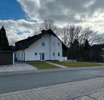 Erstbezug nach Sanierung: 5-Raum-Doppelhaushälfte mit geh. Küche - Forchheim