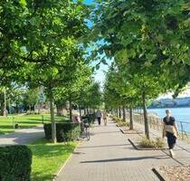 Mega Lage! Helle 3 Zimmer Wohnung (74qm) + Balkon+Garage in Beuel - Bonn Beuel-Mitte