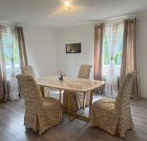 2-Zimmer Wohnung mit Küche, Bad und WC. - Augsburg Haunstetten-Siebenbrunn