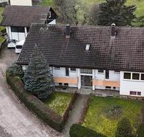 Zweifamilienhaus m. Baureserve, Doppelgarage und gr. Grundstück - Rheinfelden (Baden)