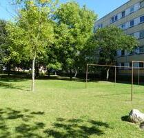 Wohnung zu sofort - 4 Raumwohnung mit zwei Balkone - Schwerin Mueß
