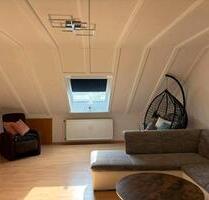 3 ZKB Dachgeschosswohnung zur vermieten! - Allendorf (Eder)