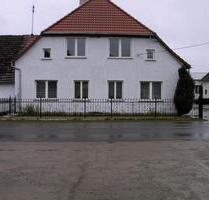 Wohnhaus mit Büro und Wohnung, 2 Poduktionshallen - Rastatt