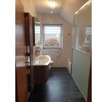 3 Zimmerwohnung teilmöbl.,teilsar. inkl. EBK,Stellpl.,Garten uvm - Weyhausen