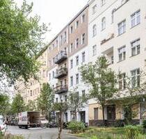 Von Privat Berlin X-Berg: sanierte 2,5-Zimmer-Wohnung (vermietet)