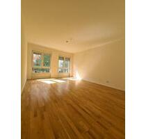 3 Zimmerwohnung in Mariendorf mit Terrasse und 2 Bäder - Berlin Tempelhof-Schöneberg