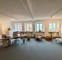 Zentraler, heller Praxis- oder Büroraum (40 m²) in Erding