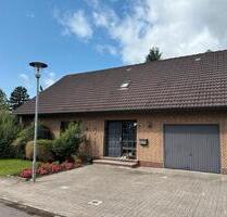 Ohne Makler - Einfamilienhaus mit Garage in Augustfehn - Apen