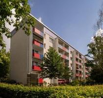 Helle 2-Zimmerwohnung mit Südbalkon - Halle (Saale) Halle-Neustadt