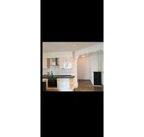 2,5 ZIMMER WOHNUNG ZU VERMIETEN SCHÖLLKRIPPEN ZENTRALE LAGE