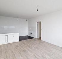 In Renovierung I 79 m² I Familien und Student:innen willkommen! - Dresden Prohlis