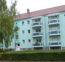 Wohnung 2-ZimmerWhg 2. OG re. - 332,00 EUR Kaltmiete, in Nienburg (Saale) (PLZ: 06429)