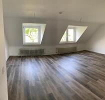 Helle 3-Zimmer-Maisonettewohnung in Köln Mülheim