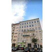 Sonnige Dachgeschoss Eigentumswohnung in Berlin-Friedrichshain - Erkelenz